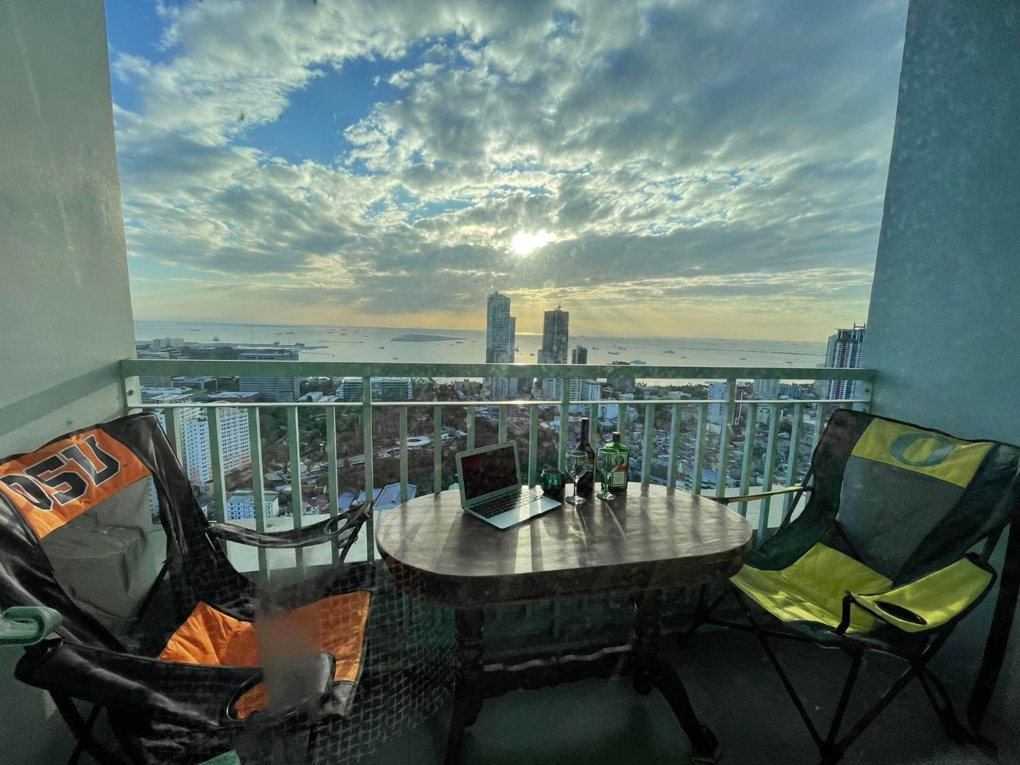 Green Residences Staycation By Pbyy مانيلا المظهر الخارجي الصورة