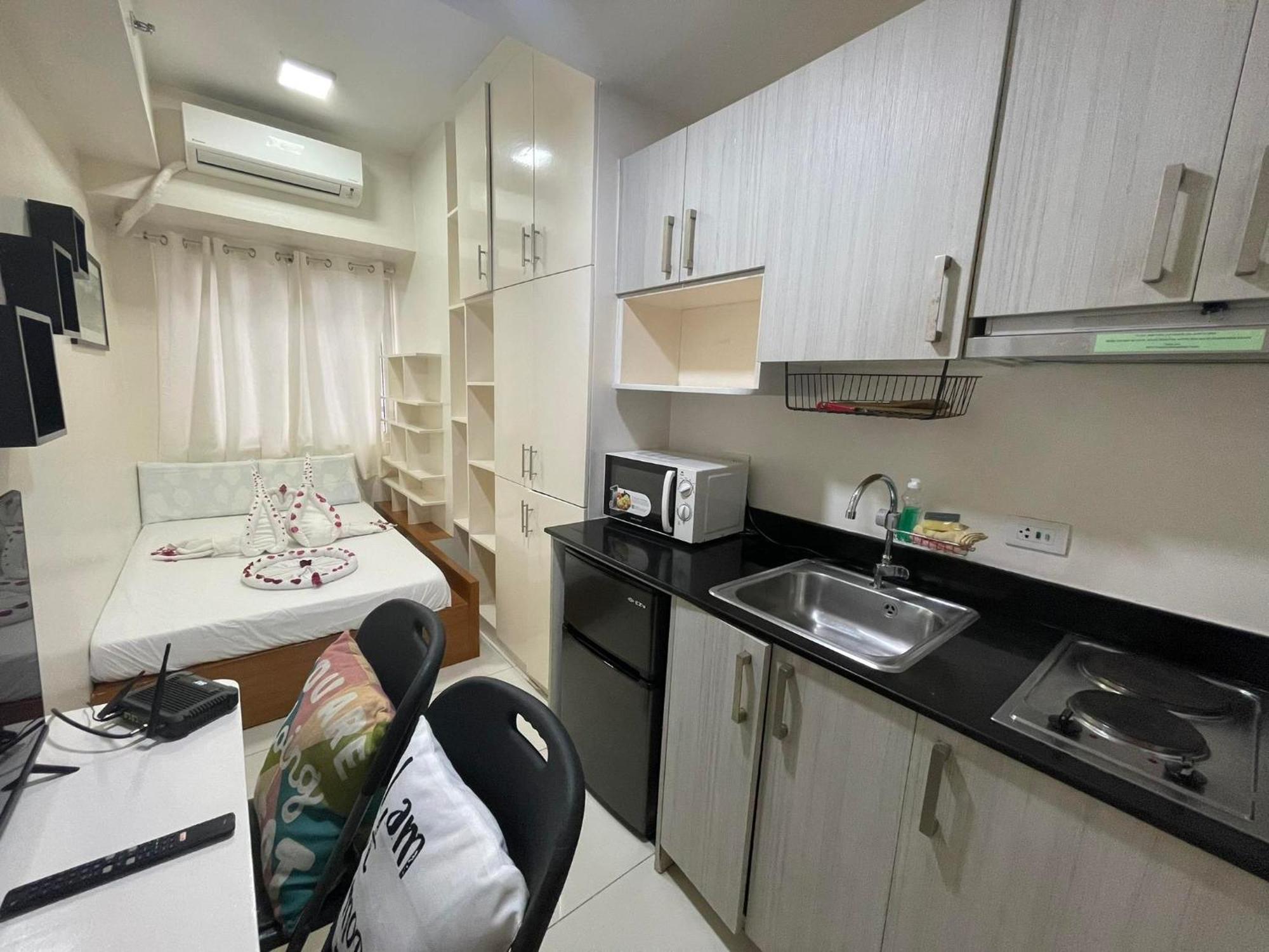 Green Residences Staycation By Pbyy مانيلا الغرفة الصورة